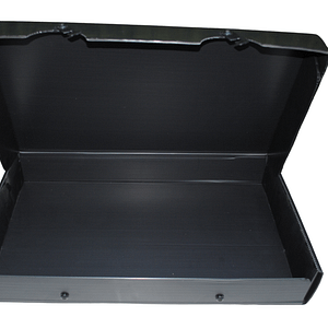 Caja de polipropileno negra (50 cm de largo x 36 cm de ancho x 26 cm de alto, calibre 4 800 g/m2)